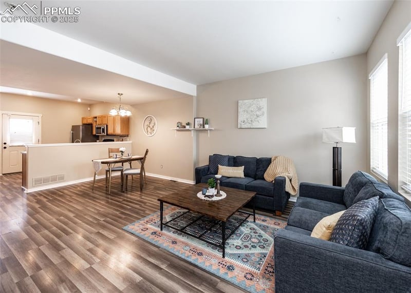 5182 Dovetail Ln, Colorado Springs, CO 80916