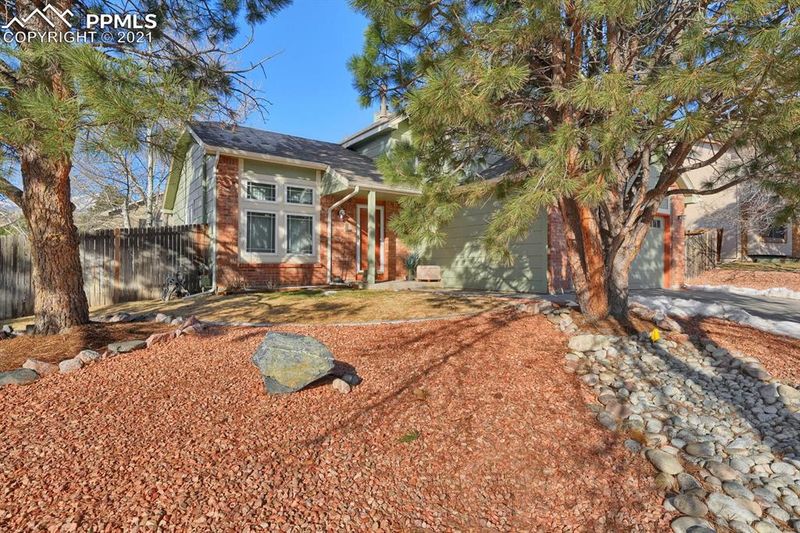 5185 Granby Cir, Colorado Springs, CO 80919