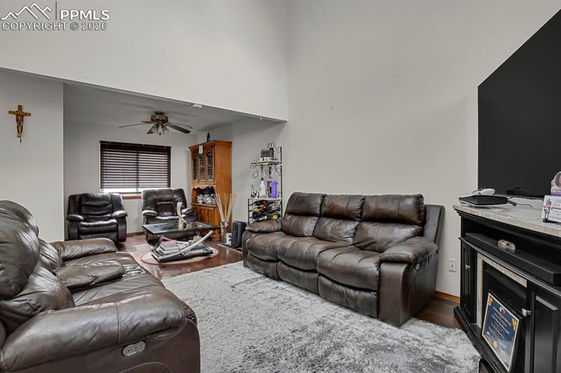 5185 Paradox Dr, Colorado Springs, CO 80923