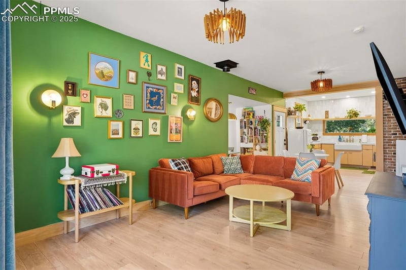 519 Kiowa St, Colorado Springs, CO 80905