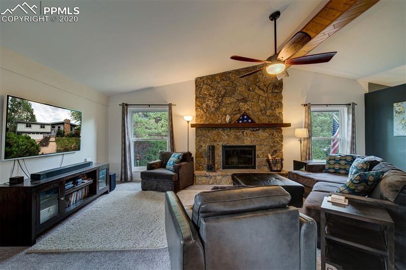 519 Pluto Dr, Colorado Springs, CO 80906