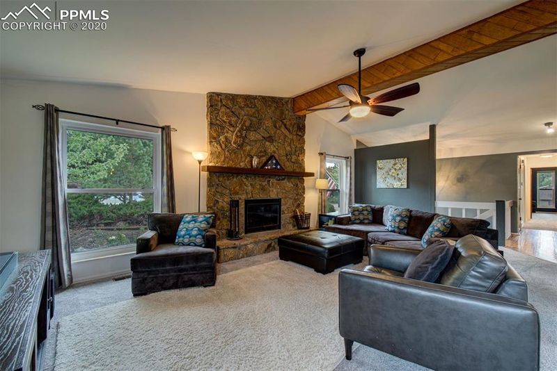 519 Pluto Dr, Colorado Springs, CO 80906