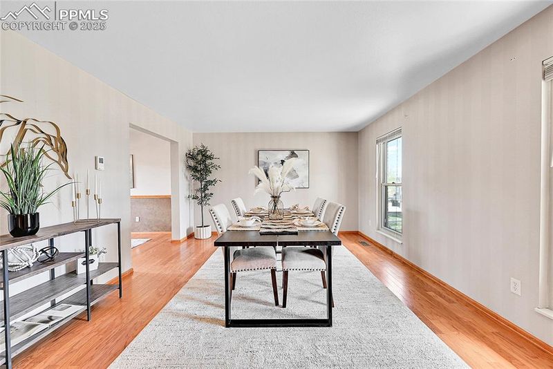 5190 Picket Dr, Colorado Springs, CO 80918