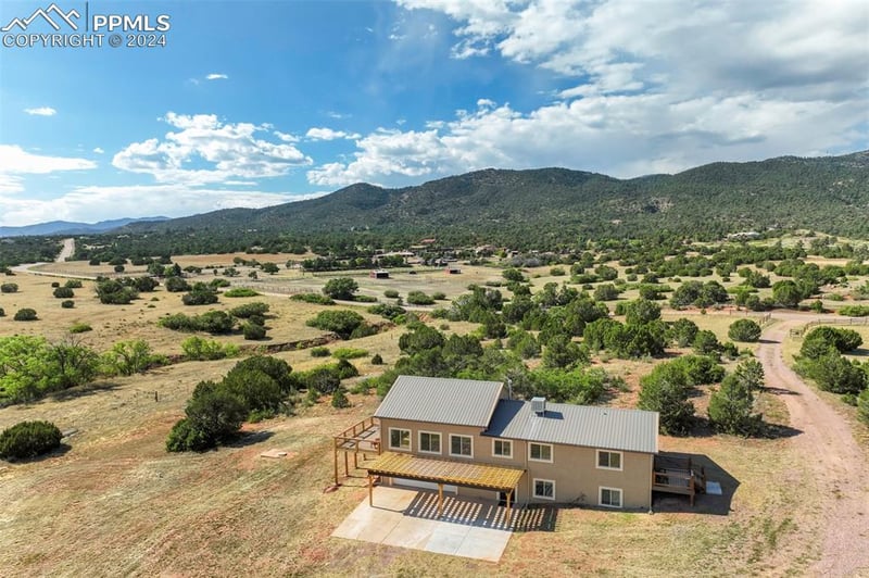 5195 Barrett Rd, Colorado Springs, CO 80926