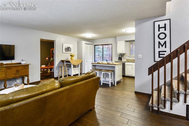 52 S Valley Rd, Palmer Lake, CO 80133