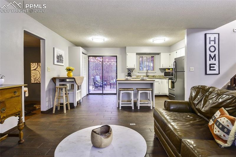 52 S Valley Rd, Palmer Lake, CO 80133