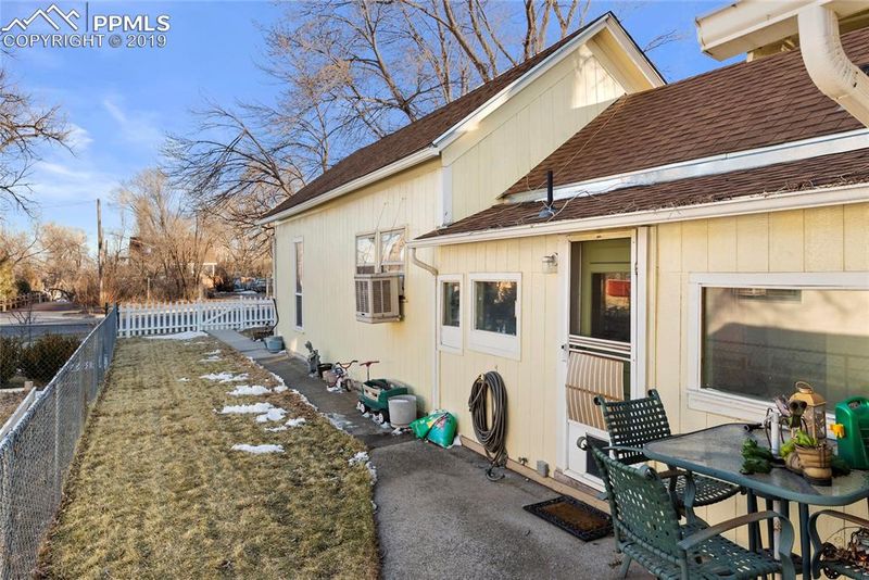520 S 26th St, Colorado Springs, CO 80904