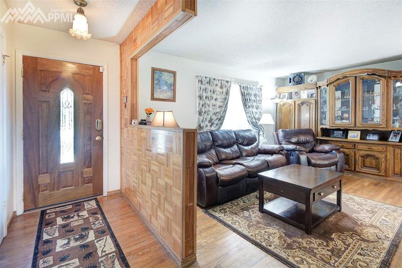 5203 Palmer Park Blvd, Colorado Springs, CO 80915