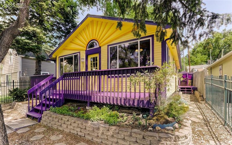 521 S El Paso St, Colorado Springs, CO 80903