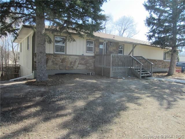 521 Yucca Dr, Colorado Springs, CO 80905