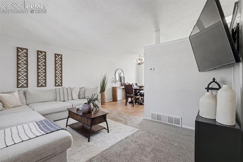 5210 Twinkle Way, Colorado Springs, CO 80917