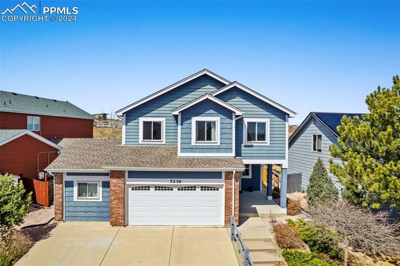 5216 Prairie Grass Ln, Colorado Springs, CO 80922