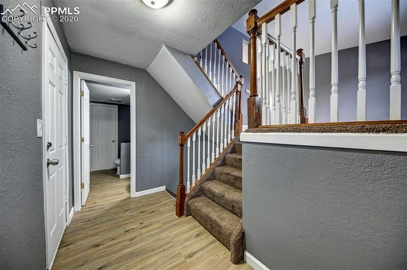 5225 Nolte Dr, Colorado Springs, CO 80916