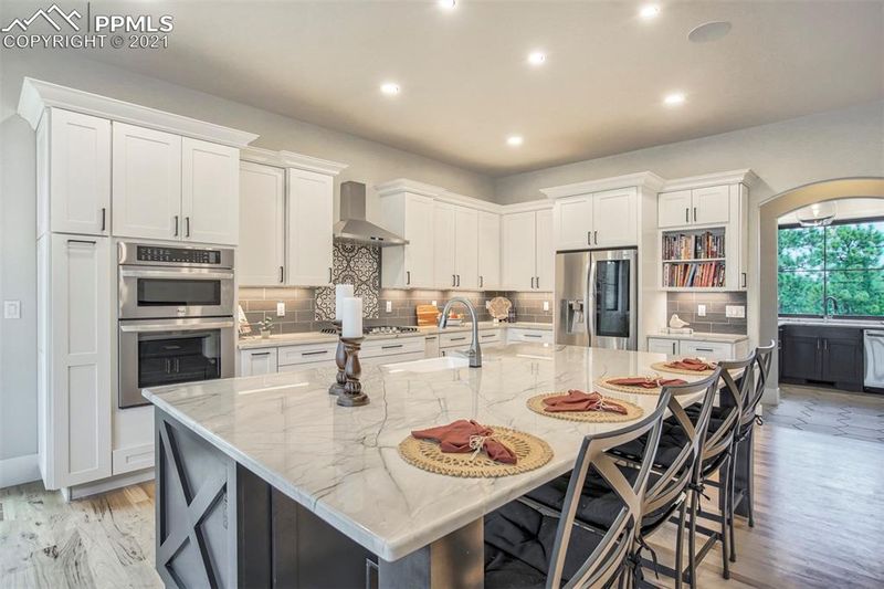 5225 Saxton Hollow Rd, Colorado Springs, CO 80908