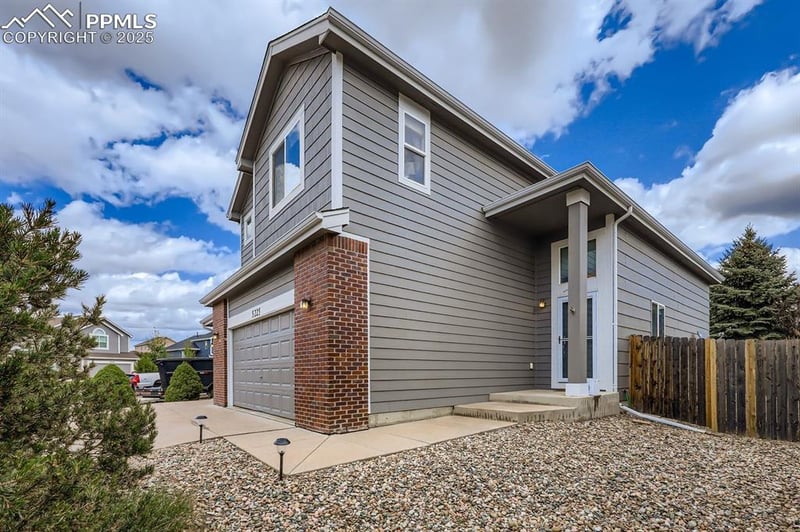 5225 Stone Fence Dr, Colorado Springs, CO 80922