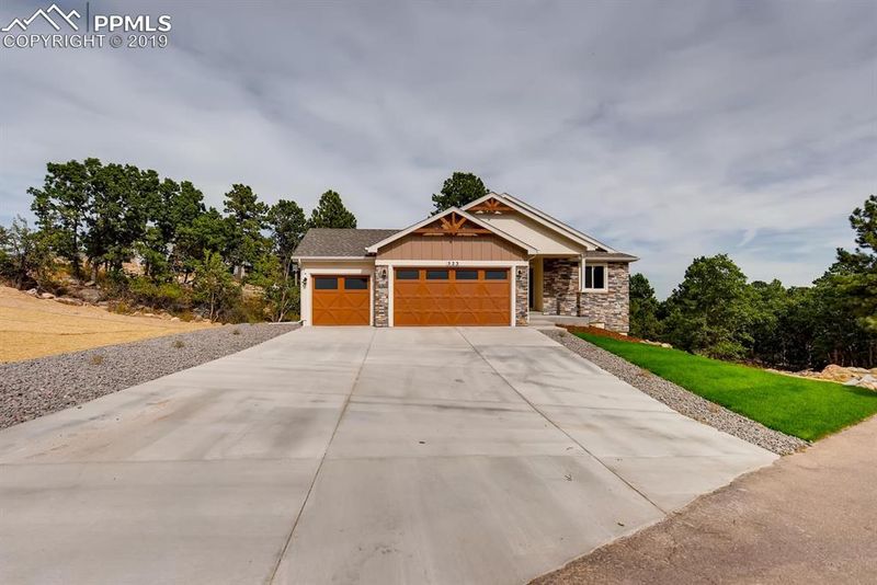 523 Mountain Pass Vw, Colorado Springs, CO 80906
