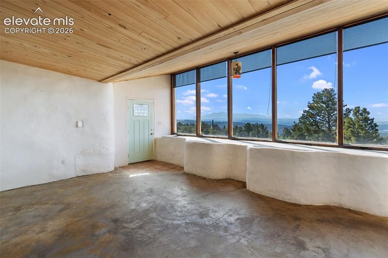 523 Navajo Trl, Florissant, CO 80816