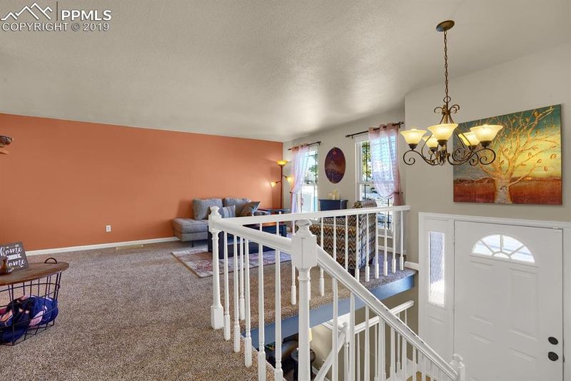5230 Redondo Cir, Colorado Springs, CO 80918