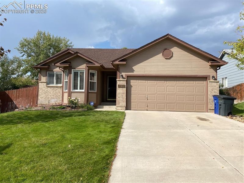 5230 Sparrow Hawk Way, Colorado Springs, CO 80911