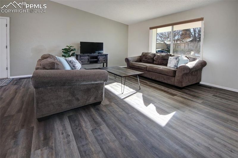 5230 Teardrop Pl, Colorado Springs, CO 80917