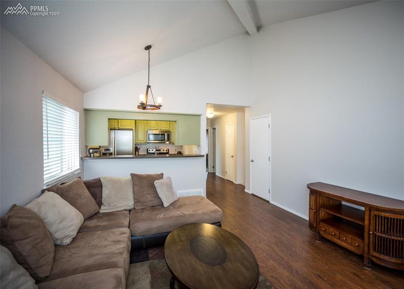 5231 Solar Ridge Dr, Colorado Springs, CO 80917
