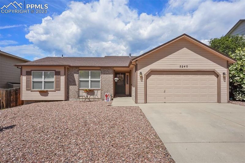 5240 Wainwright Dr, Colorado Springs, CO 80911