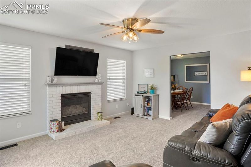 5240 Wainwright Dr, Colorado Springs, CO 80911