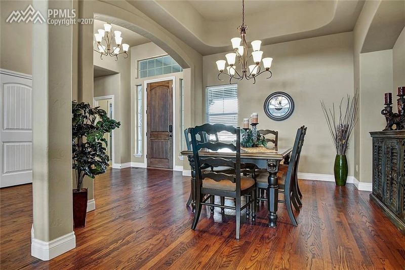 5245 Fraser Valley Ln, Colorado Springs, CO 80924