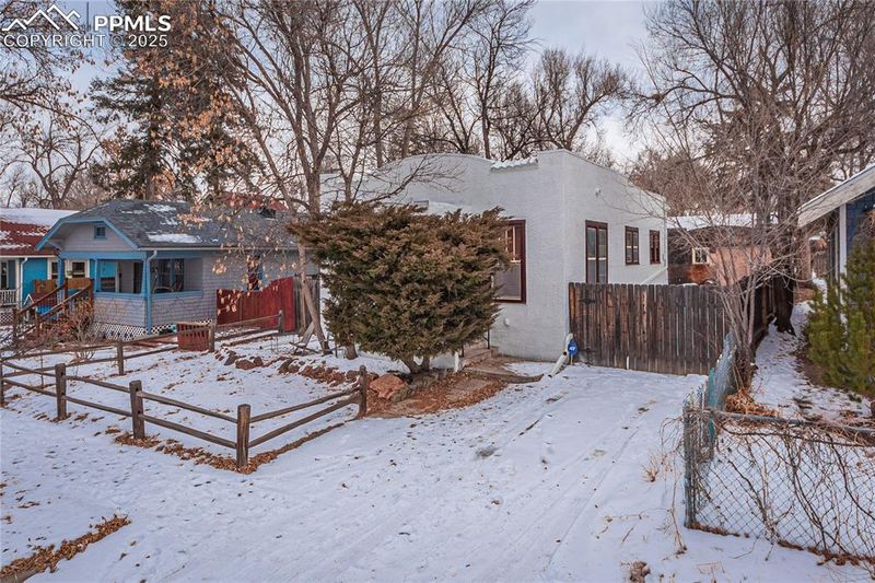 525 S Cedar St, Colorado Springs, CO 80903