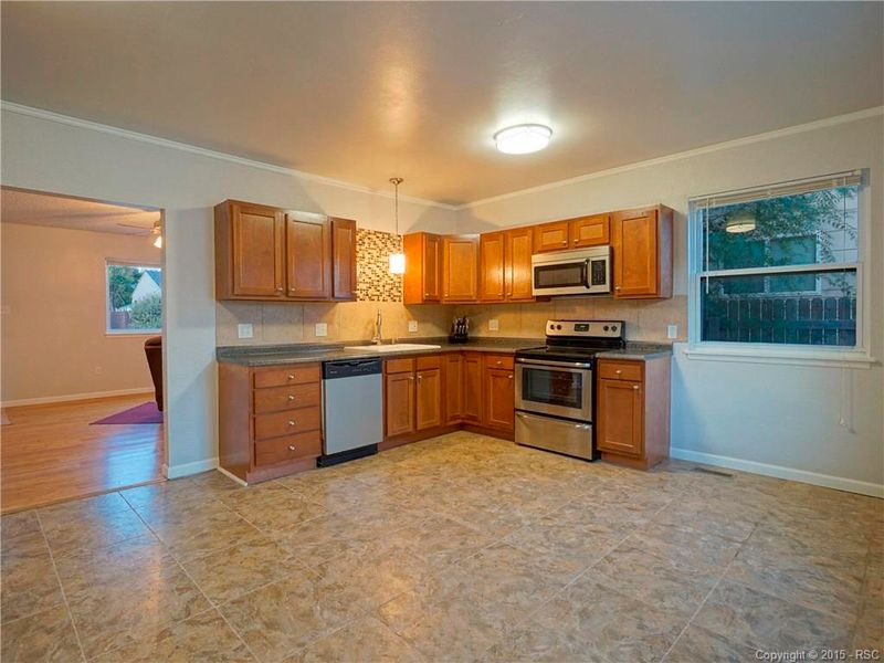 525 Crest St, Fountain, CO 80817