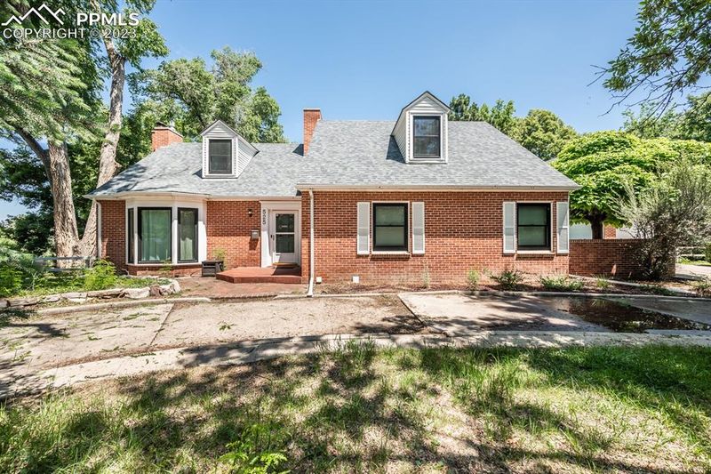 525 Dittmer Ave, Pueblo, CO 81005
