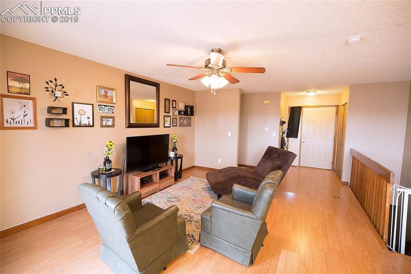 525 Fleming St, Colorado Springs, CO 80911