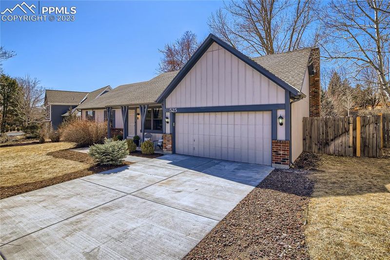 525 Grey Eagle Dr, Colorado Springs, CO 80919