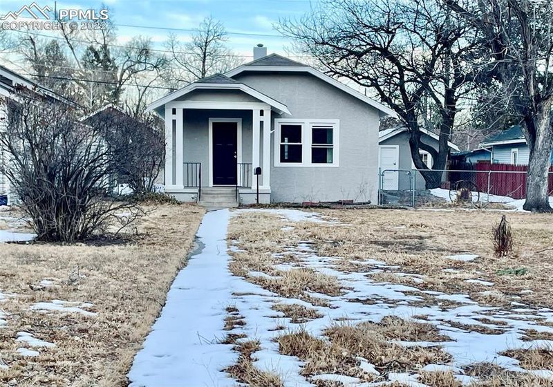525 N Institute St, Colorado Springs, CO 80903