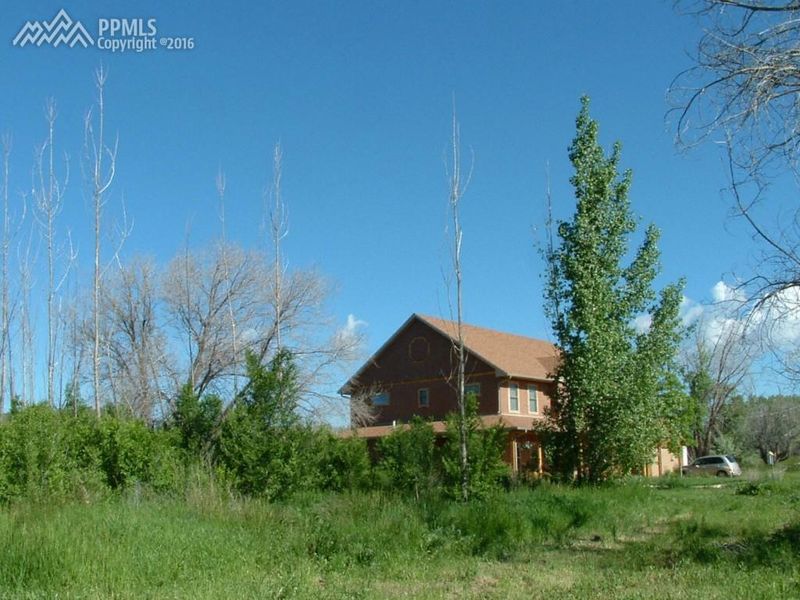 525 L St, Penrose, CO 81240