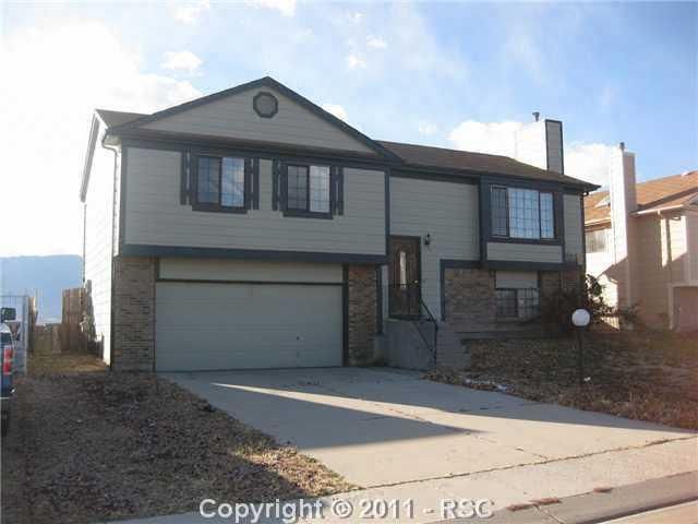 5250 Bradley Cir, Colorado Springs, CO 80911