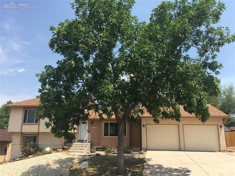 5250 Coneflower Ln, Colorado Springs, CO 80917