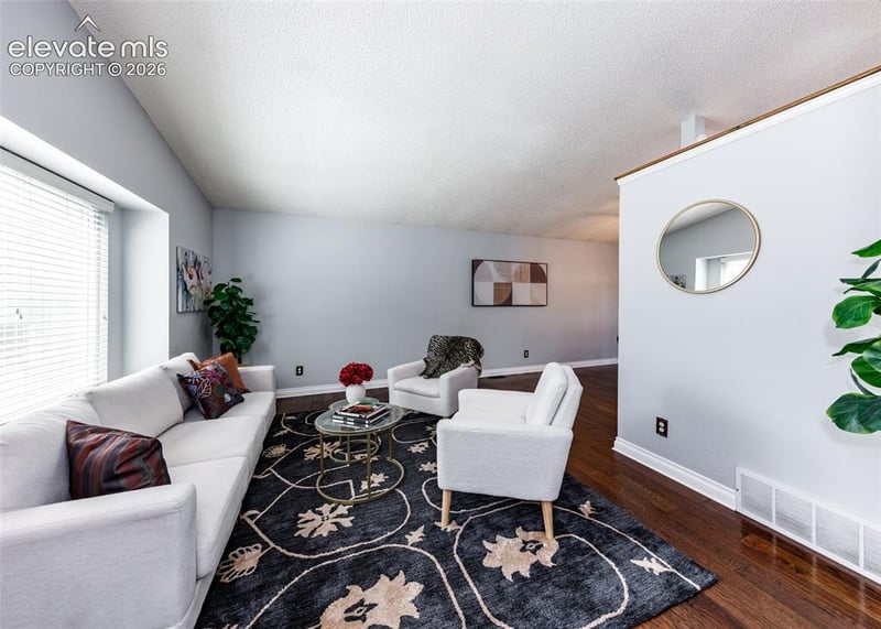 5255 Farm Ridge Pl, Colorado Springs, CO 80917
