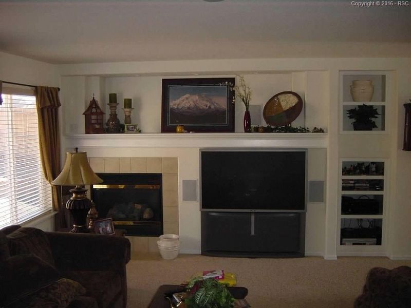 5255 War Paint Pl, Colorado Springs, CO 80922