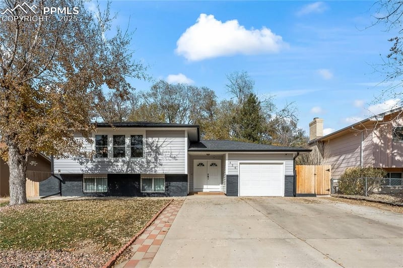 526 Griffith Way, Colorado Springs, CO 80911