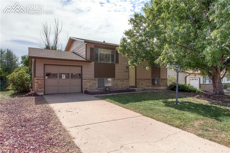 5265 Del Paz Dr, Colorado Springs, CO 80918