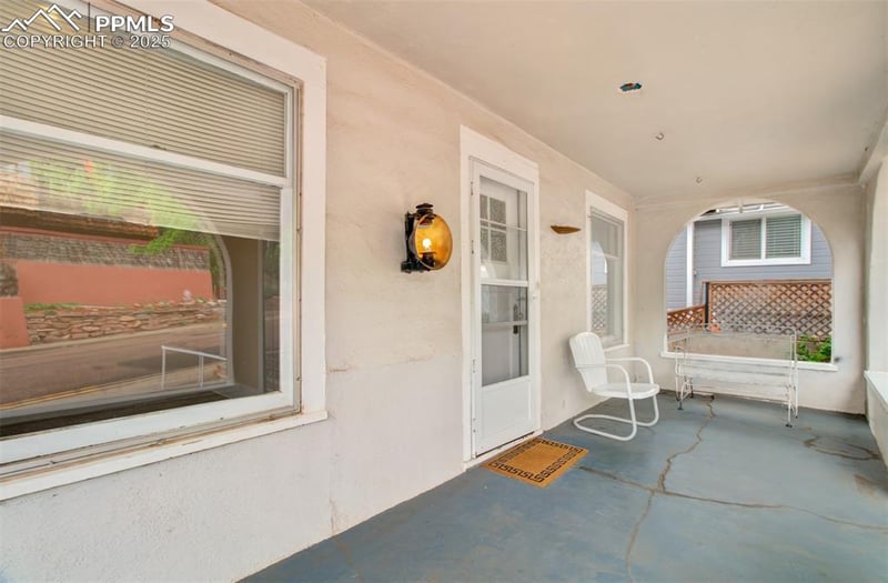 527 Canon Ave, Manitou Springs, CO 80829