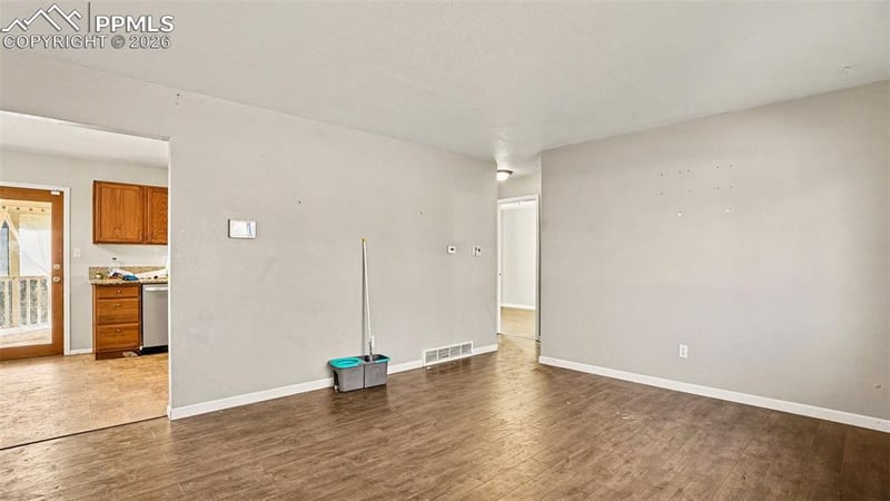 527 Syracuse St, Colorado Springs, CO 80911