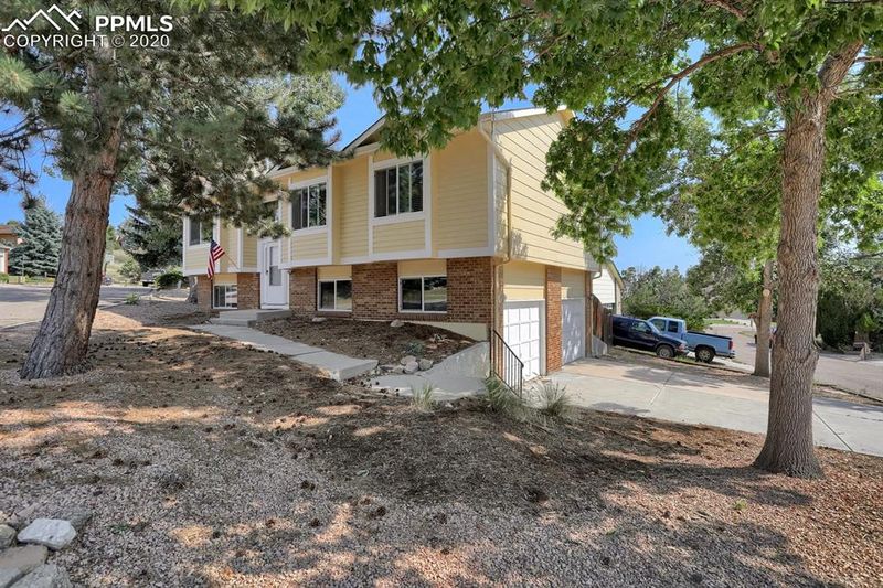 5270 Cosmic Light Dr, Colorado Springs, CO 80917