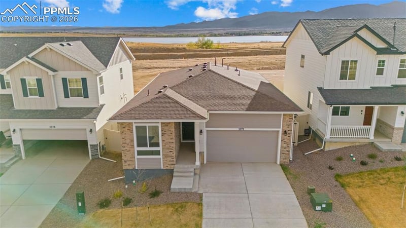 5272 Sidewinder Dr, Colorado Springs, CO 80925