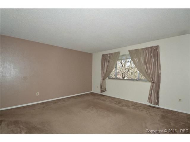5275 Peaceful Pl, Colorado Springs, CO 80917