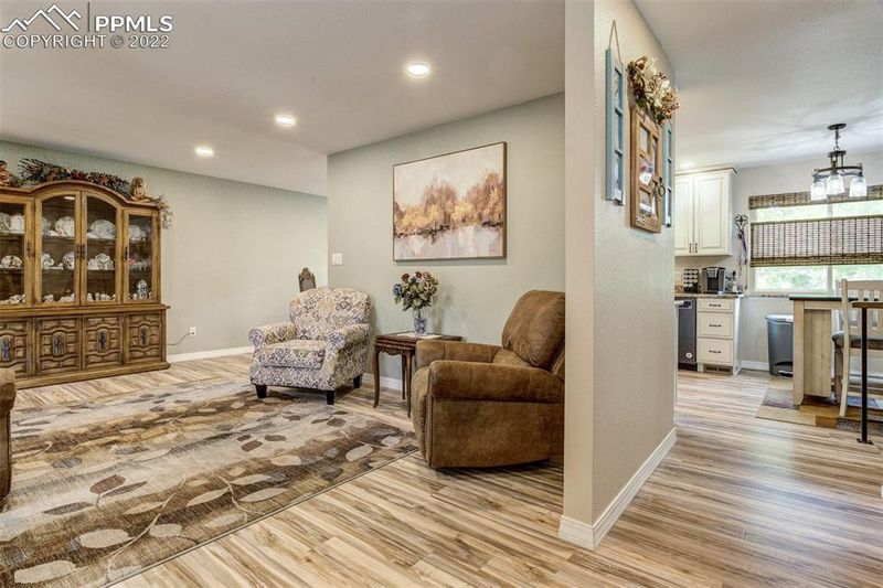 5280 Picket Dr, Colorado Springs, CO 80918