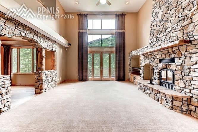 5285 Chipita Pines Dr, Cascade, CO 80809