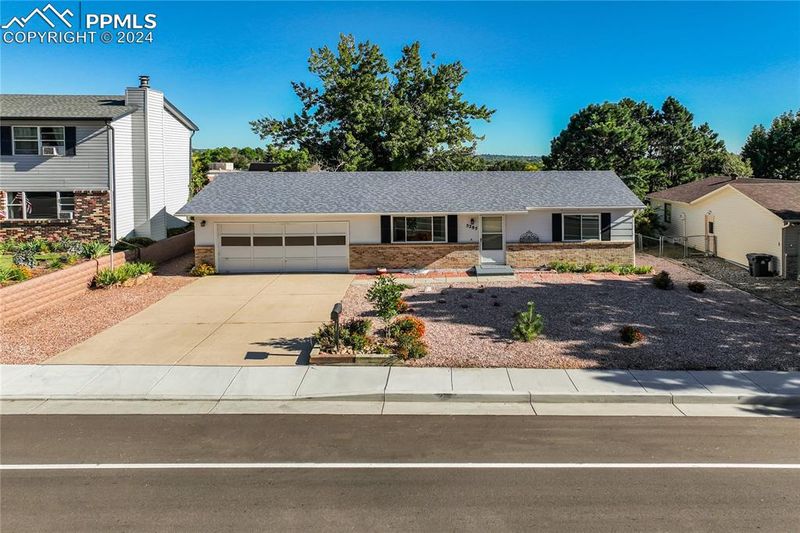 5285 Del Paz Dr, Colorado Springs, CO 80918