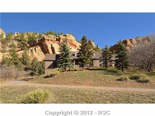 5285 Red Rock Dr, Larkspur, CO 80118